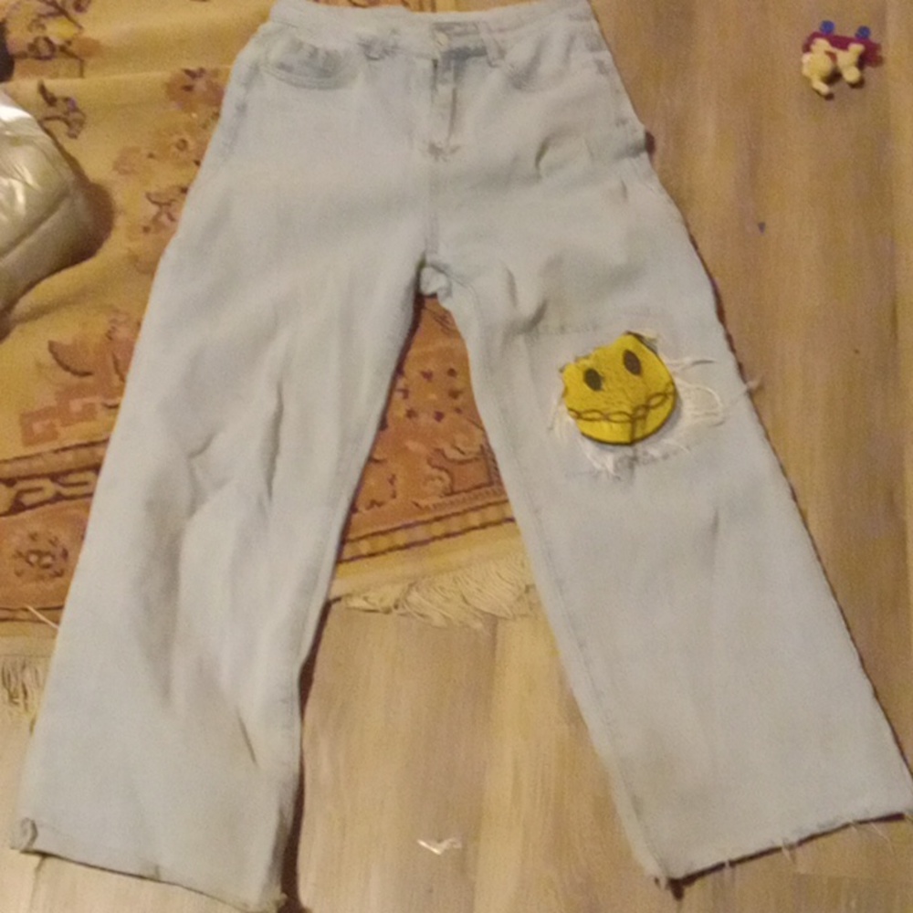 Shein small smiley jeans